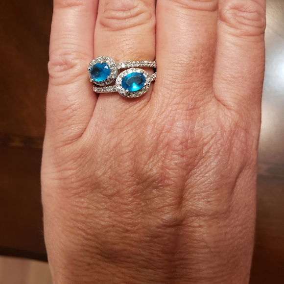 5 jewelry or accessories items - Picture 7 of 12